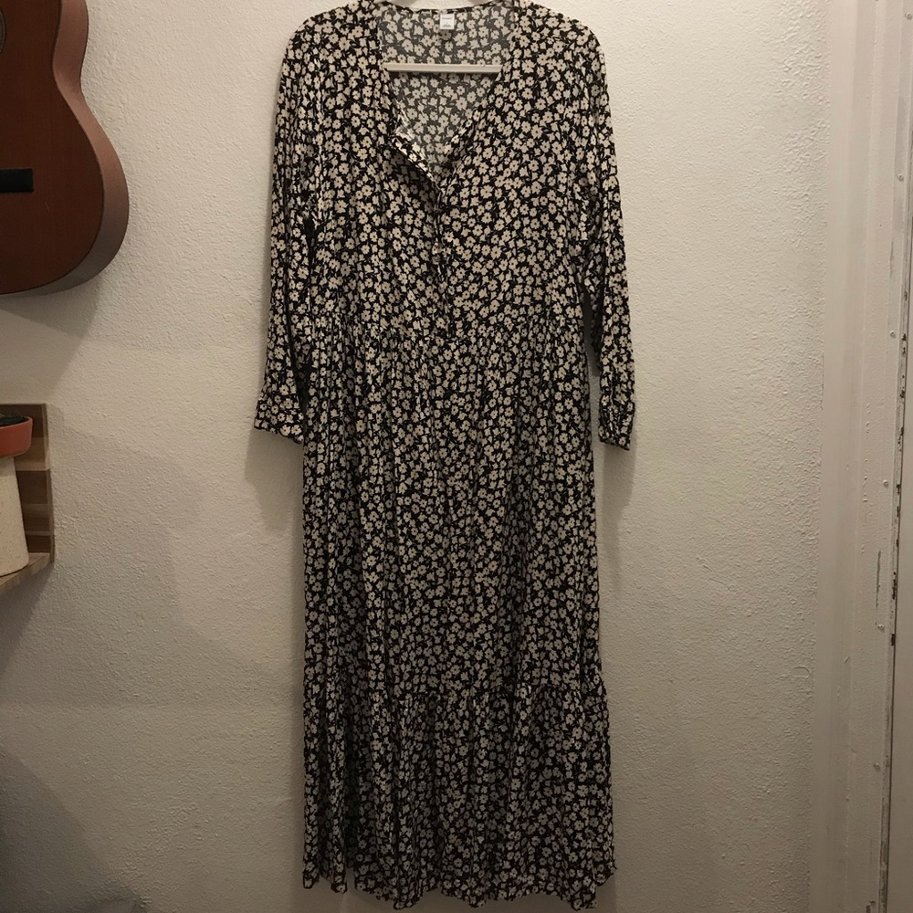 Old Navy tiered maxi floral dress